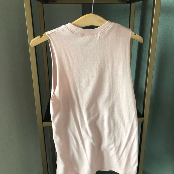 “En fuego” muscle tank - Picture 2 of 3